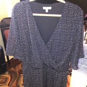 Loralette vneck blouse 24 w with tie around waist